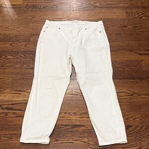 Jones New York Women's White Boyfriend Jeans